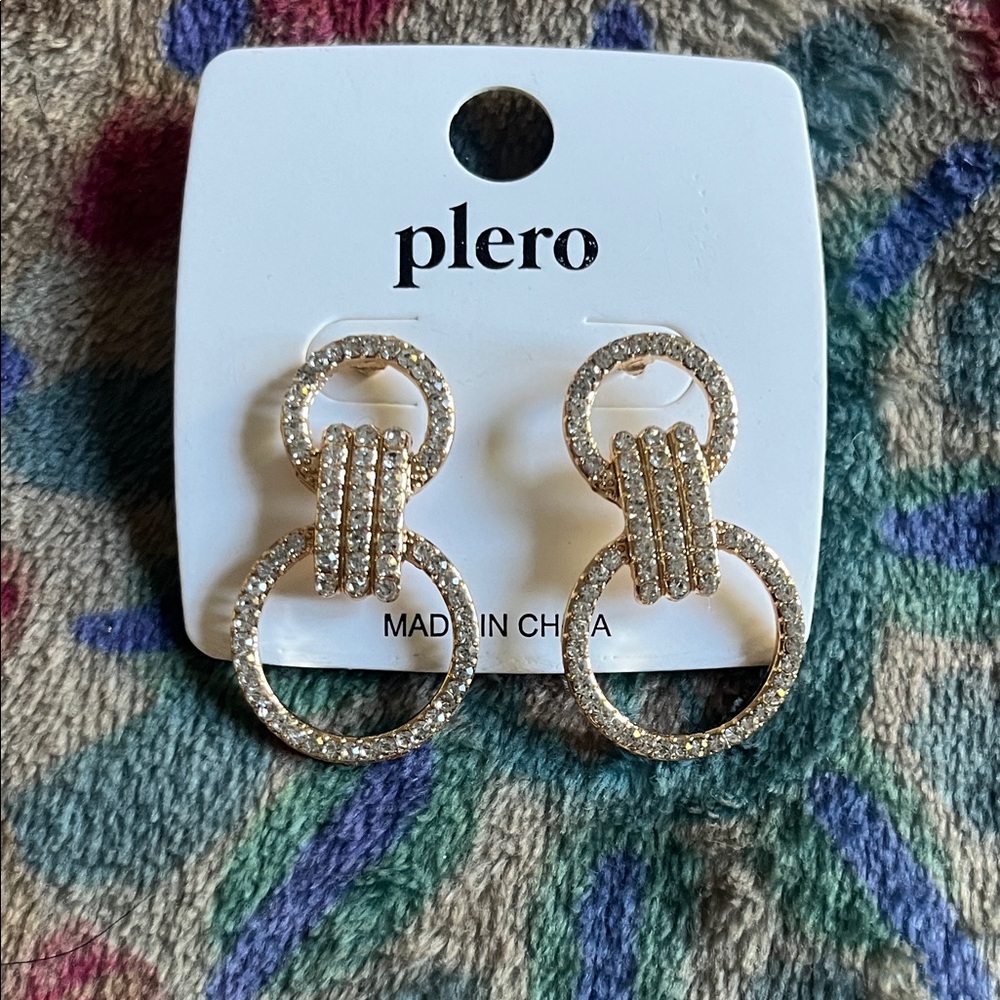 Sparkling Gold Double Circle Earrings With Post Back